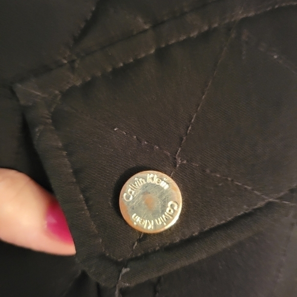 Calvin Klein Black Quilted Car Jacket M | Winter Workwear • Classic Everyday - Picture 9 of 10